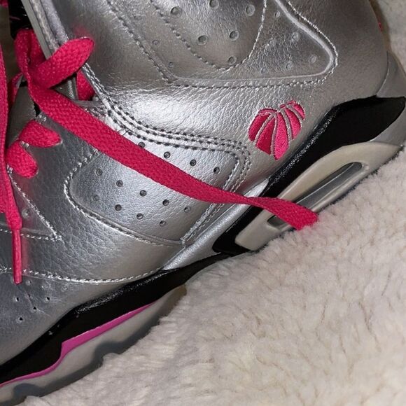 🔥Authentic Air Jordan VI 6 Retro GG Valentines Day' Sneakers! - Picture 3 of 7